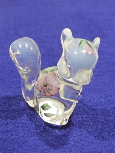 Vintage FENTON CLEAR FRENCH OPALESCENT HAND PAINTED SQUIRREL Figure 2 3/4" Tall