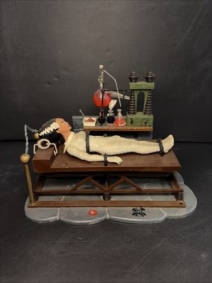 Aurora Polar Lights Bride of Frankenstein Model - Built and Painted