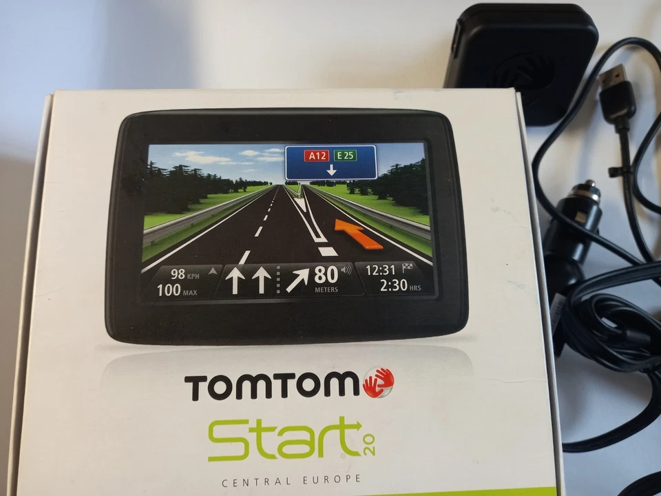 Navi tomTom Start 20 Holiday Edition inkl viel Zub., Karte 2025, OVP - Bild 2 von 2