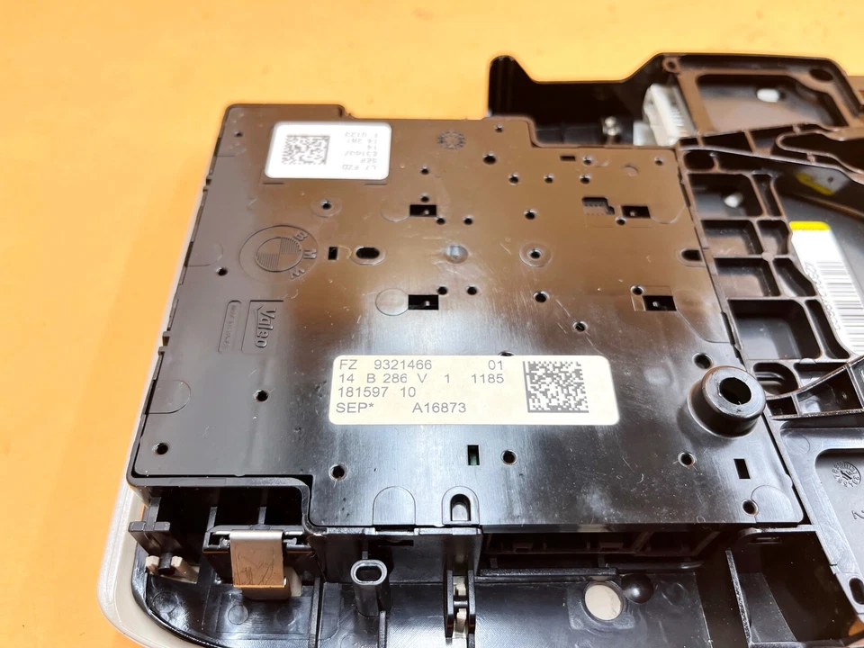 14-16 BMW 428i GC F32 F36 TECHO SUPERIOR TECHO CÚPULA LUZ LÁMPARA CONSOLA CUBIERTA OEM Foto 4 de 4