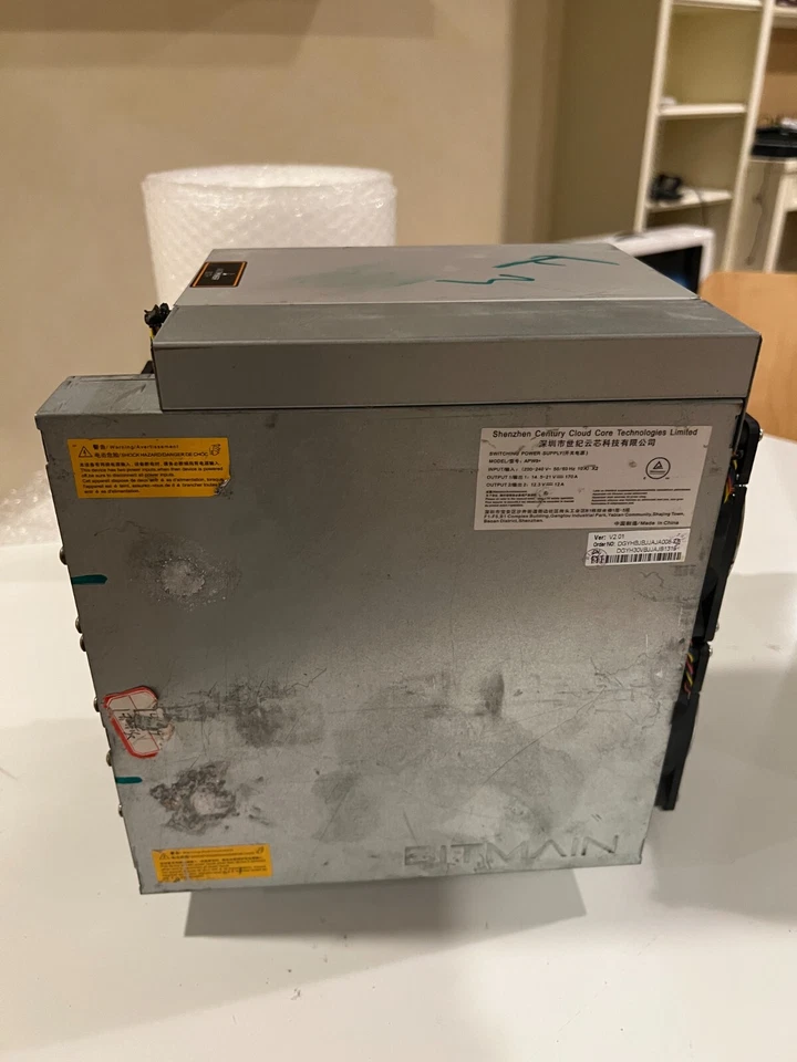 Bitmain S17+ 73TH/s ASIC Bitcoin Miner – Used/As is-PLEASE READ DESCRIPTION - Image 2 of 4