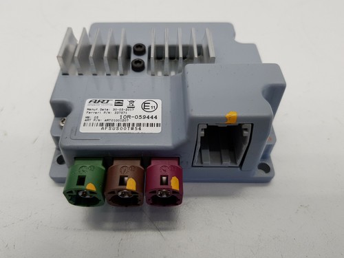 2017 FERRARI GTC4 LUSSO USB SPLITTER ECU OEM 337571 10R059-444 - Picture 2 of 9
