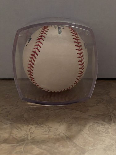 Brian Matusz Signed Baseball With UV Display Case! PSA Authenticated Signed!🔥⚾️ - Picture 6 of 8