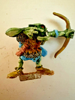 Citadel Orcs Orc Warrior with Bow Archer Games Workshop Warhammer Metal OOP N