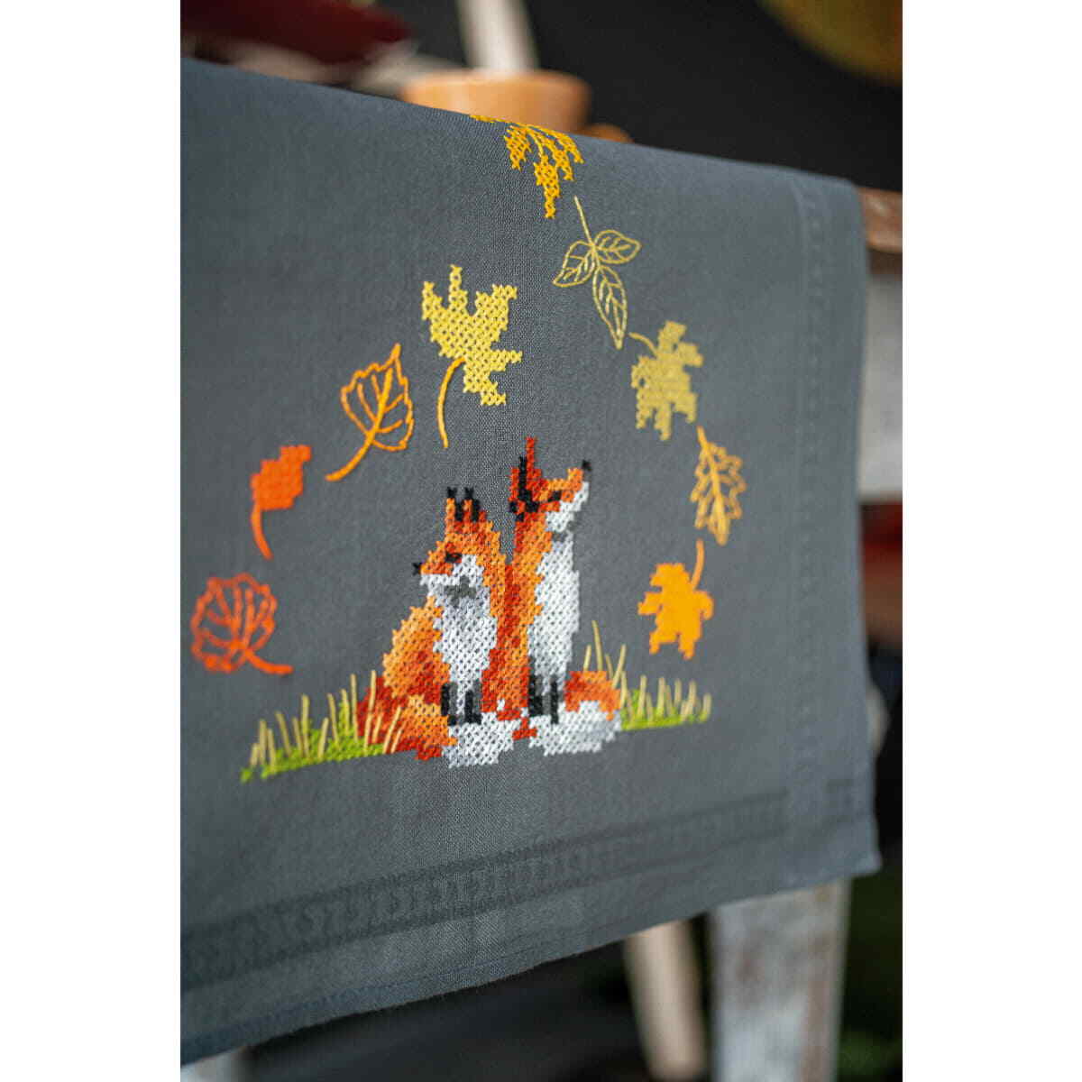 Vervaco stamped cross stitch kit tablechloth ""foxes in autumn"", 40x100cm, DIY