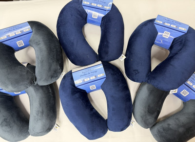 6 Wolf Essentials Adult Cozy Soft Microfiber Travel Neck Pillows Gray/Navy Blue