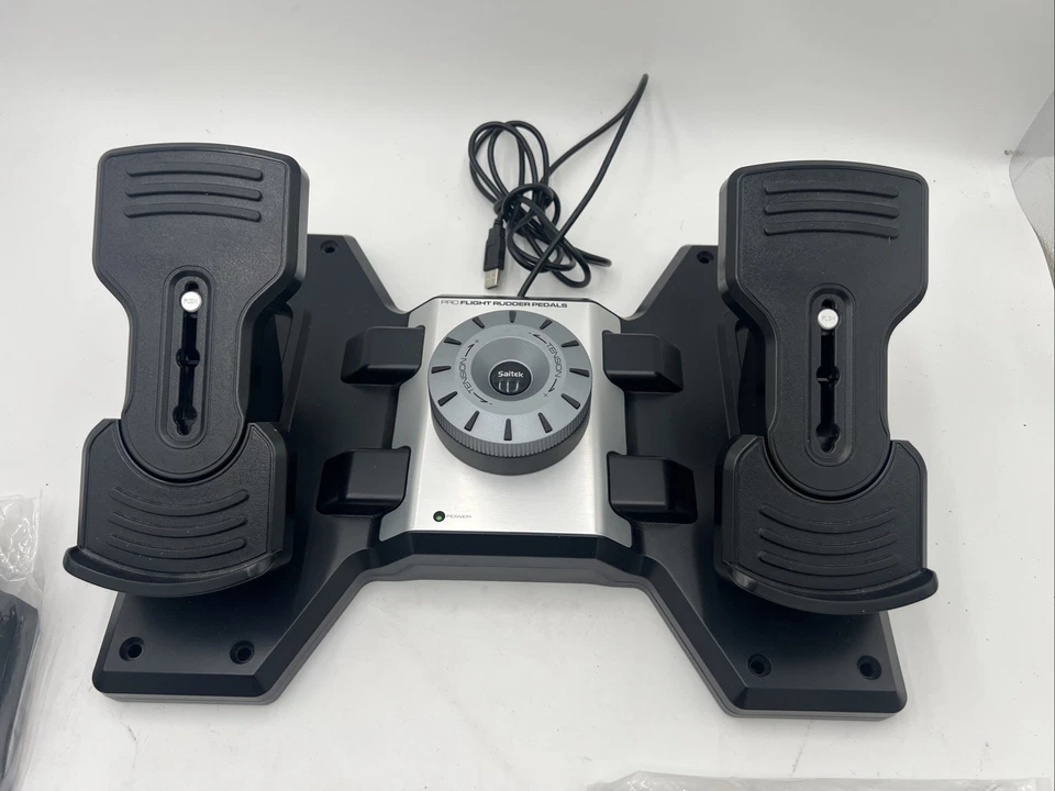 Pedales de vuelo Saitek Pro Flight Tidder para juegos PZ35 para PC NOS Foto 4 de 4