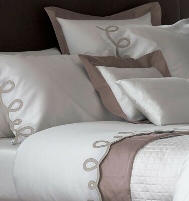 New Yves Delorme White Queen Duvet & 2 Shams Italics Cafe Creme Taupe Embroidery