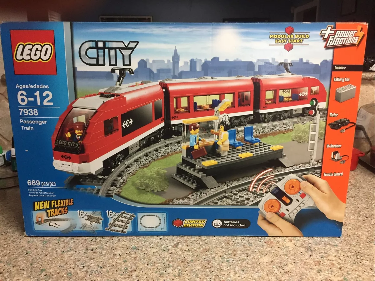  LEGO City Passenger Train 7938 : Toys & Games