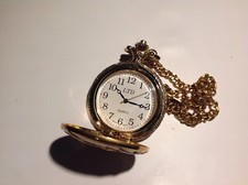 VINTAGE LTD QUARTZ POCKET WATCH W/ Chain. BenL5C