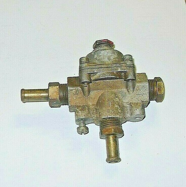 Holley 34 R 6657 B Fuel Pressure Regulator Fittings for sale online eBay