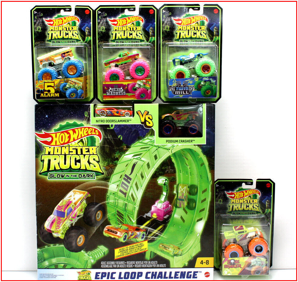 Hot Wheels Monster Trucks Glow-In-The Dark Epic Loop Challenge Playset