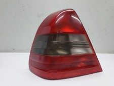 Mercedes W202 Limousine R&uuml;ckleuchte R&uuml;cklicht Bremsleuchte links 2028200964  (99