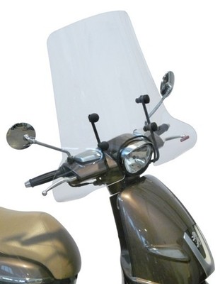 WINDSCHUTZSCHEIBE MIT HOHEN ANSCHLÜSSEN OHNE ISOTTA FÜR PEUGEOT DJANGO 50-125 -150 '18