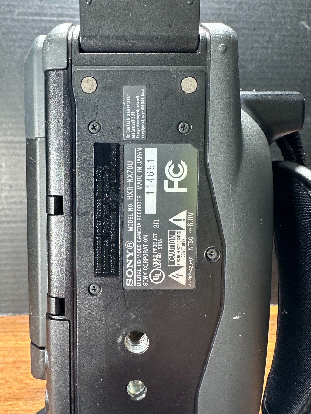 Sony HXR-NX70U NXCAM Handheld Full HD Compact Camcorder w/ 96GB Internal Storage