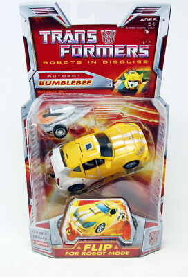 Transformers - Robots in Disguise - Classic Deluxe - Bumblebee - mit Anhänger