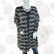 Lularoe Caroline Black and White Cardigan Sweater XL NWT