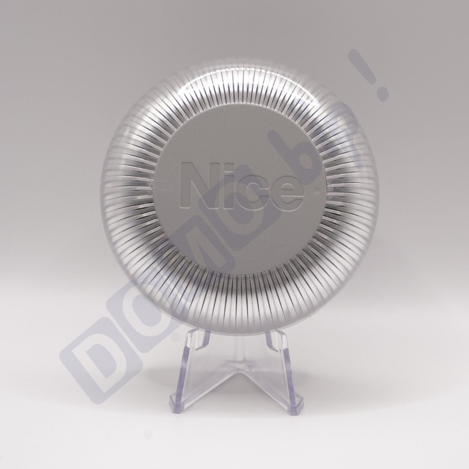 Lampe LED blanche Nice WLT pour sécuriser l'accès de votre propriété en 12/24V