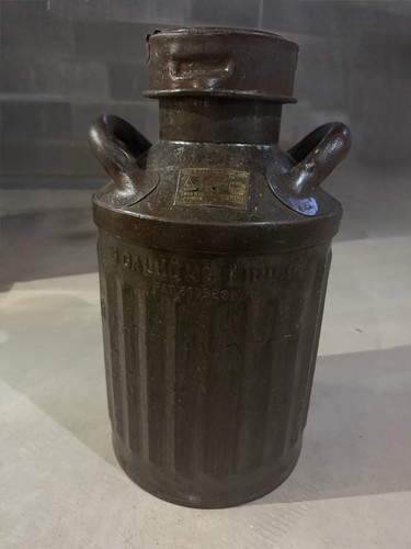 Vintage Atlantic Refining Company Enisco Embossed 5 Gallon Cast Can