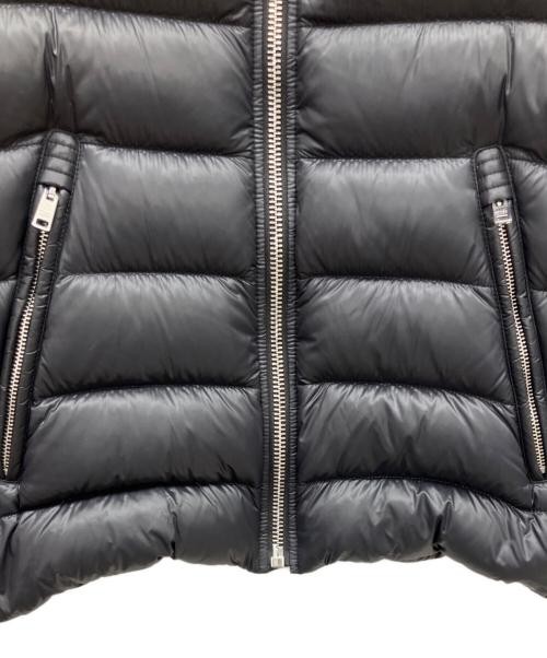Triangular Plate Down Jacket - image 7