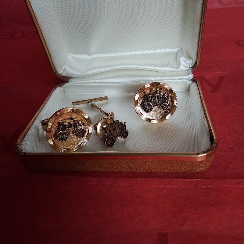 Vintage Men's Cufflinks & Tie Tack Pin Set, Wells Fargo Bank State Coach GP #3