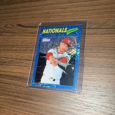 2026 Topps Heritage Baseball Daylen Lile Light Blue Sparkle No. 124 Nationals