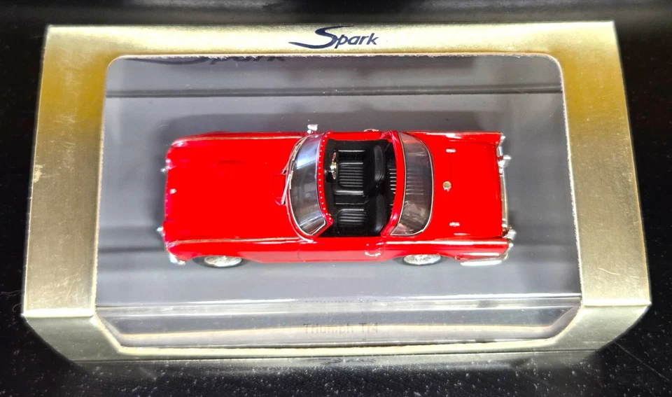 Spark Triumph TR4 Red Minimax 1:43 S0508 A93 Very Rare Excellent Condition MIB - Image 2 of 4