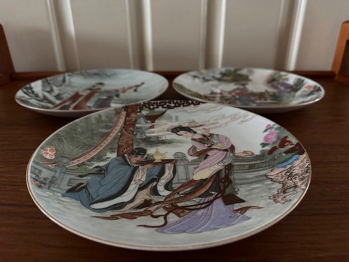 3 Chinese Plates ‘Beauties of the Red Mansion’ series, by Zhao Huimin - Picture 8 of 9
