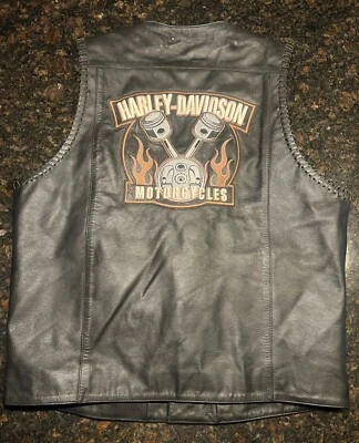 Vintage 03’ Harley Davidson Black Braided Leather Pre-Luxe Vest Size LG/Flames - Image 1 of 4
