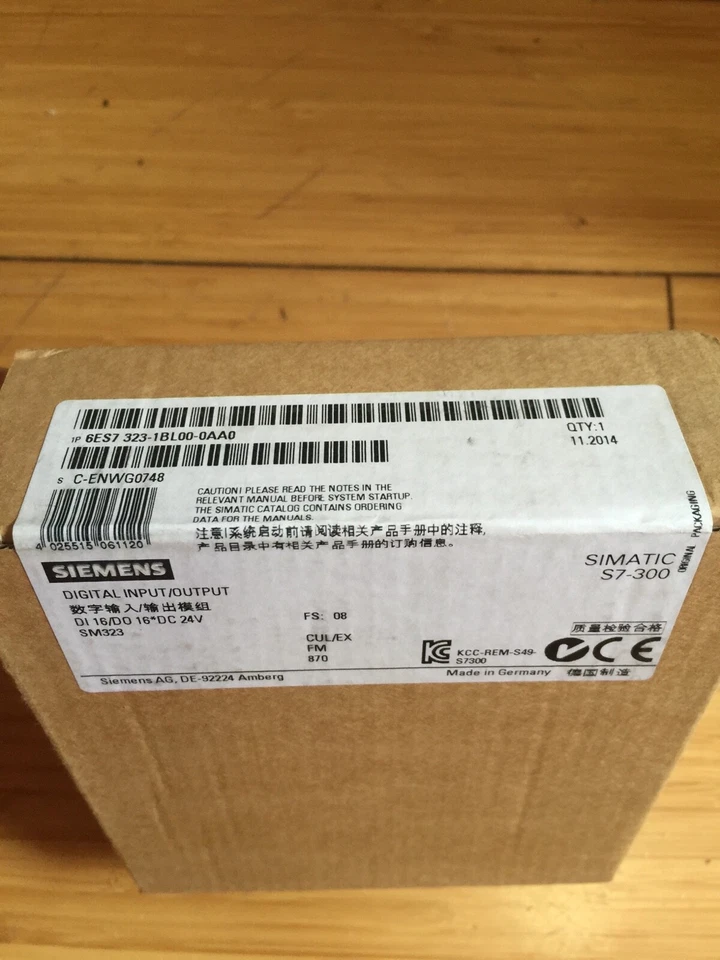 1PC Siemens 6ES7323-1BL00-0AA0 6ES7 323-1BL00-0AA0 Digital I/O Module New In Box - Image 4 of 4