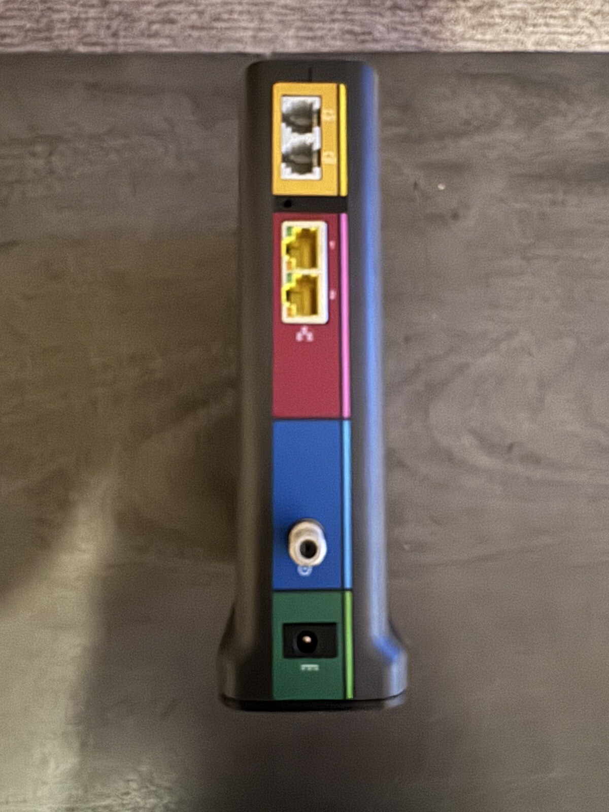 ARRIS T25 Surfboard Docsis 3.1 Gigabit Cable Modem & Voice