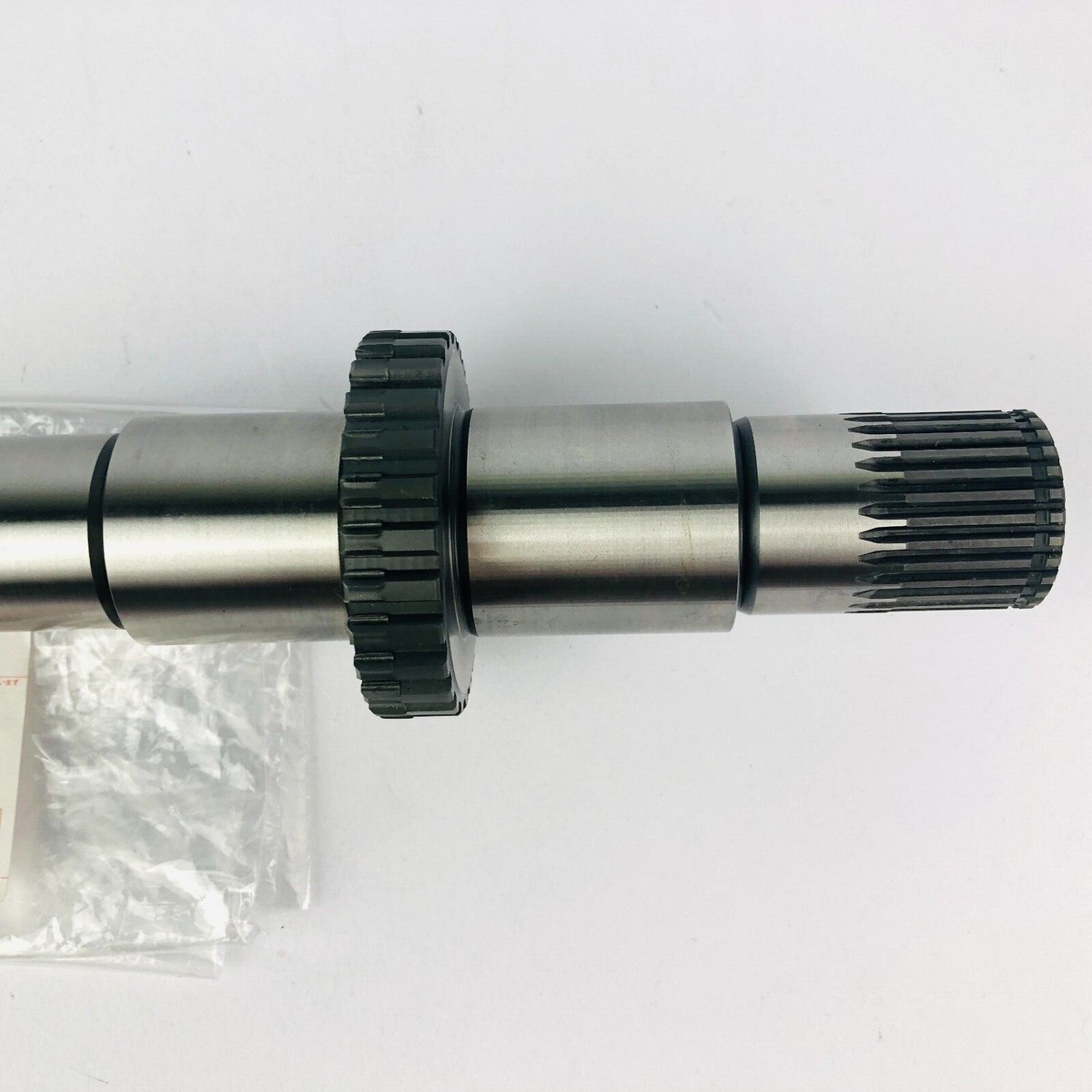 SUZUKI GENUINE 86-95 Samurai Genuine Transfer Case Rear Output