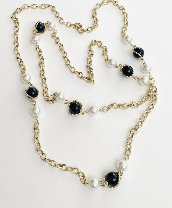 Gold Tone Faux Pearl & Black Bead Station 48" Oval Link Chain Necklace No Clasp