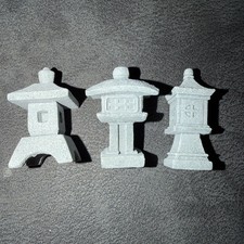 3pcs Miniature Pagoda Statues Japanese Style Pagoda Square Pagoda Statue