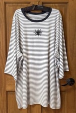 TORRID TOP SUPER SOFT TEE SHIRT 6 6X 6XL 30 NEW