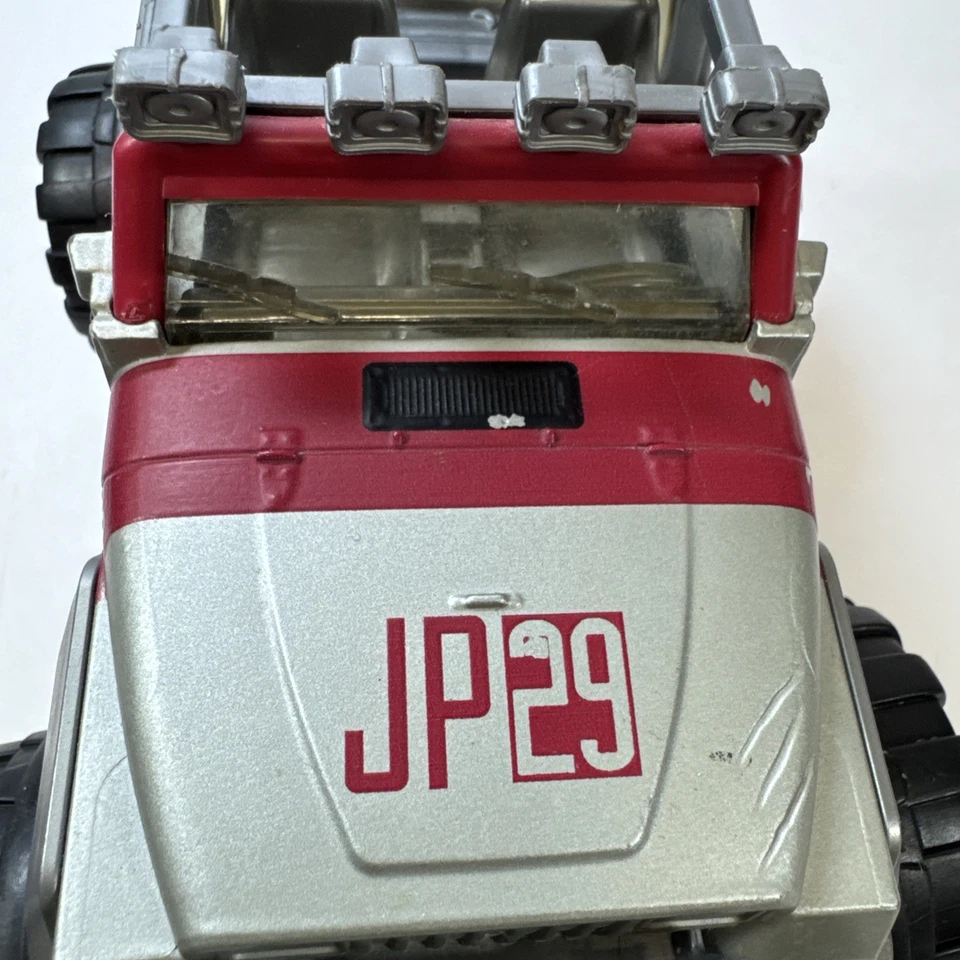 Jurassic World Park JP29 Matchbox Off Road Jeep Wrangler Monster Truck 4x4 2013 - Image 3 of 4