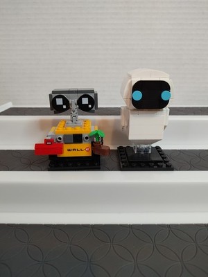 Set 2 Lego Brickheadz Disney EVE and WALL-E #40619 No Manual