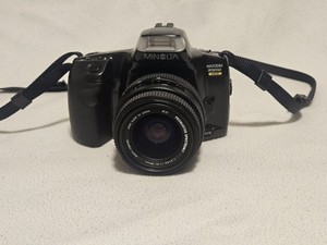 Minolta Maxxum 350si Date With 35-80mm Zoom Lens