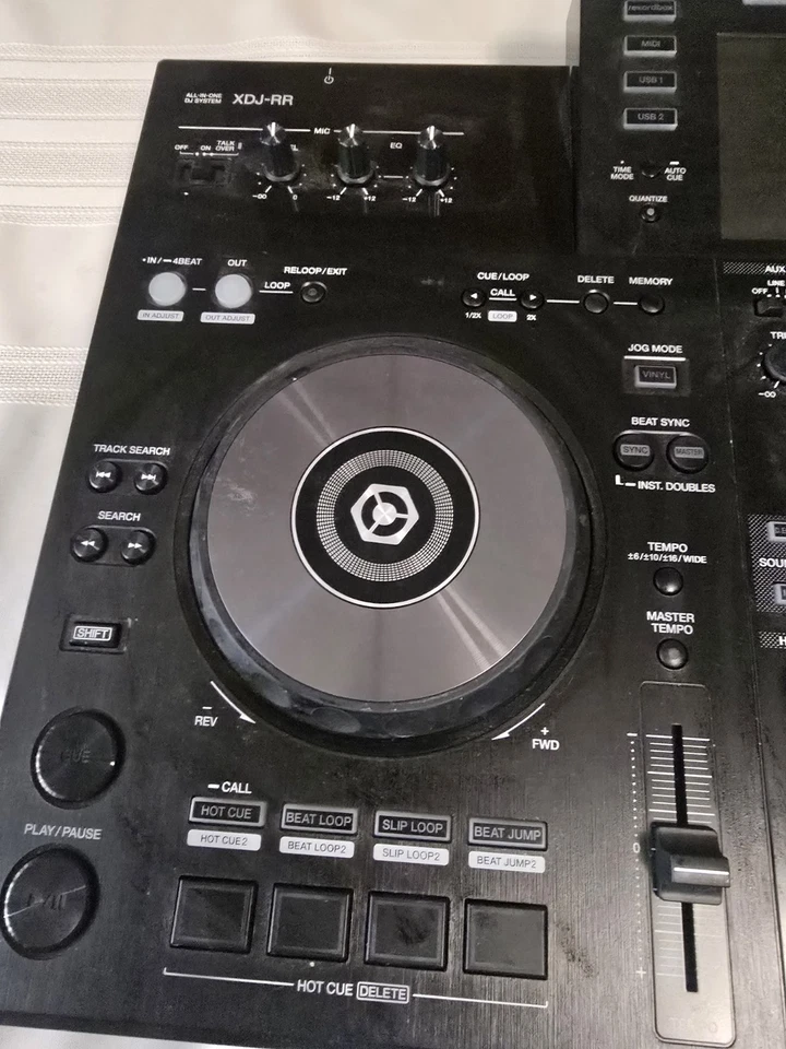 Pioneer DJ XDJ-RR - All-in-one Digital DJ System with 7" Display, No Cords W Box - Image 3 of 4