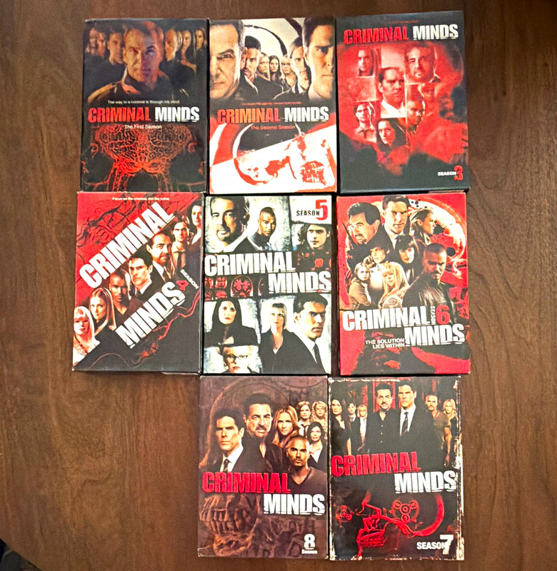 Criminal Minds DVD TV Series Crime Drama Thomas Gibson Shemar Moore Seasons 1-5