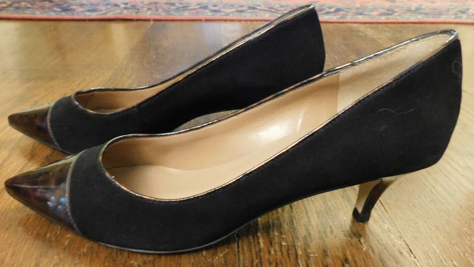 Zapatos de salón Talbots talla 8 Diane 2 negros gamuza charol tortuga puntera tacones bajos elegantes Foto 3 de 4