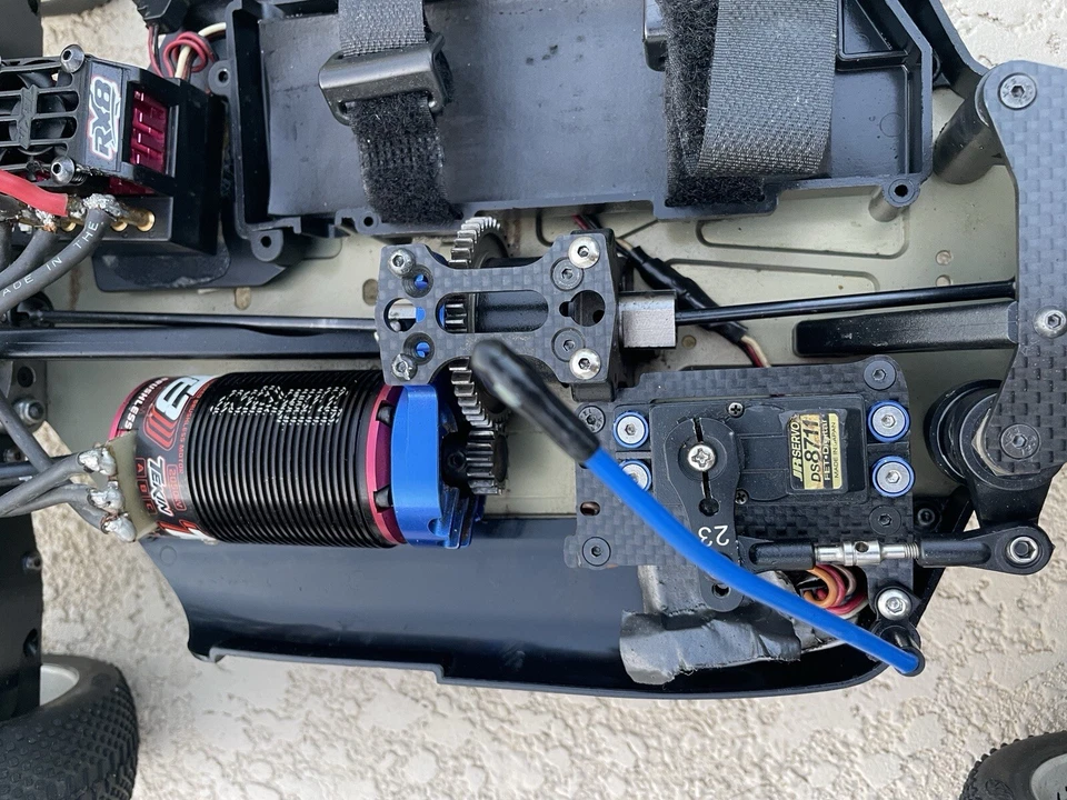 Mugen Seiki MBX6 ECO...Готов к гонкам - Изображение 4 из 4