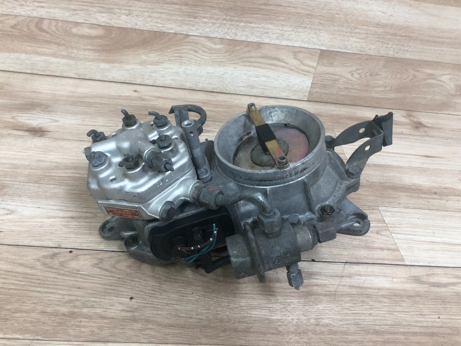 MERCEDES BENZ OEM 300CE 300E 300TE 300SE 260E 190E FUEL INJECTION DISTRIBUTOR 4 eBay