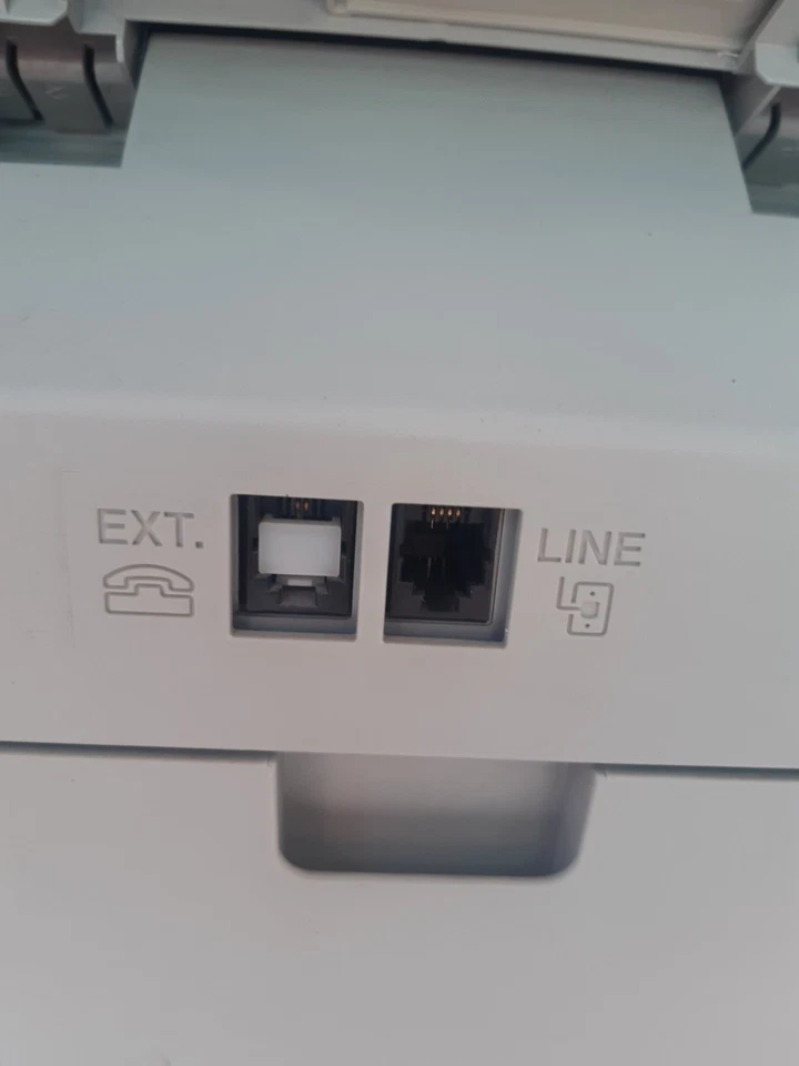 Brother Fax 2840 / Laser-Faxgerät / RJ-11 / 20 S/Min. / unter 5.000 Seiten - Bild 3 von 4