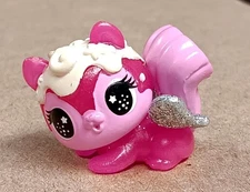 Hatchimals Colleggtibles Season 8 Cosmic Candy Pink & White Cinnamon Squirrlily