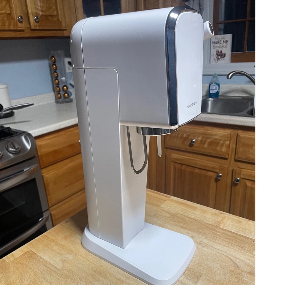 Máquina para hacer agua con gas SodaStream Art blanca solo sin cilindro de CO2 Foto 3 de 4