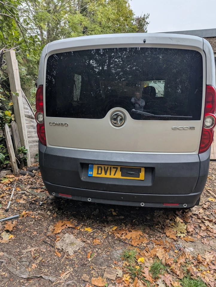 Vauxhall Combo 2017  EURO 6 Spares Or Repairs - Image 3 of 4