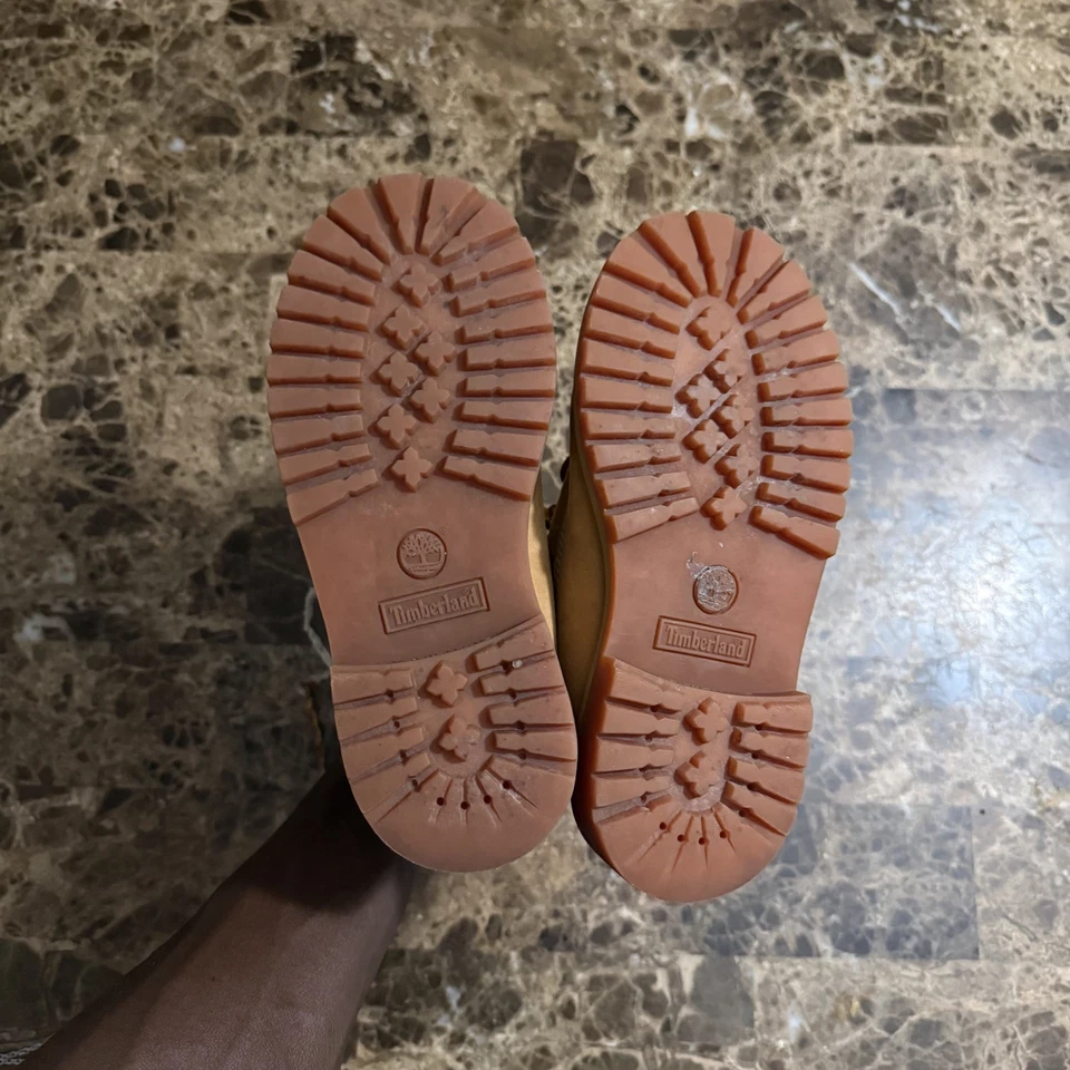 Timberland Niño Pequeño Premium 6 Pulgadas Impermeable Bota Trigo Nubuck Talla 13C Foto 3 de 4