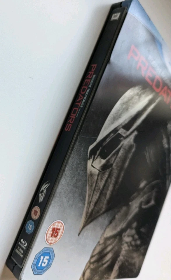 Predators (2010) Blu Ray Steelbook - Play Exclusive - Image 2 of 4