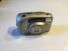 yashica ezs zoom 105 Zoom Lens Point And Shoot Camera.